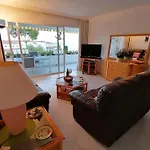 شقة Luxurious Seaview 6p,