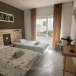 Luxurious Seaview 6p, شقة